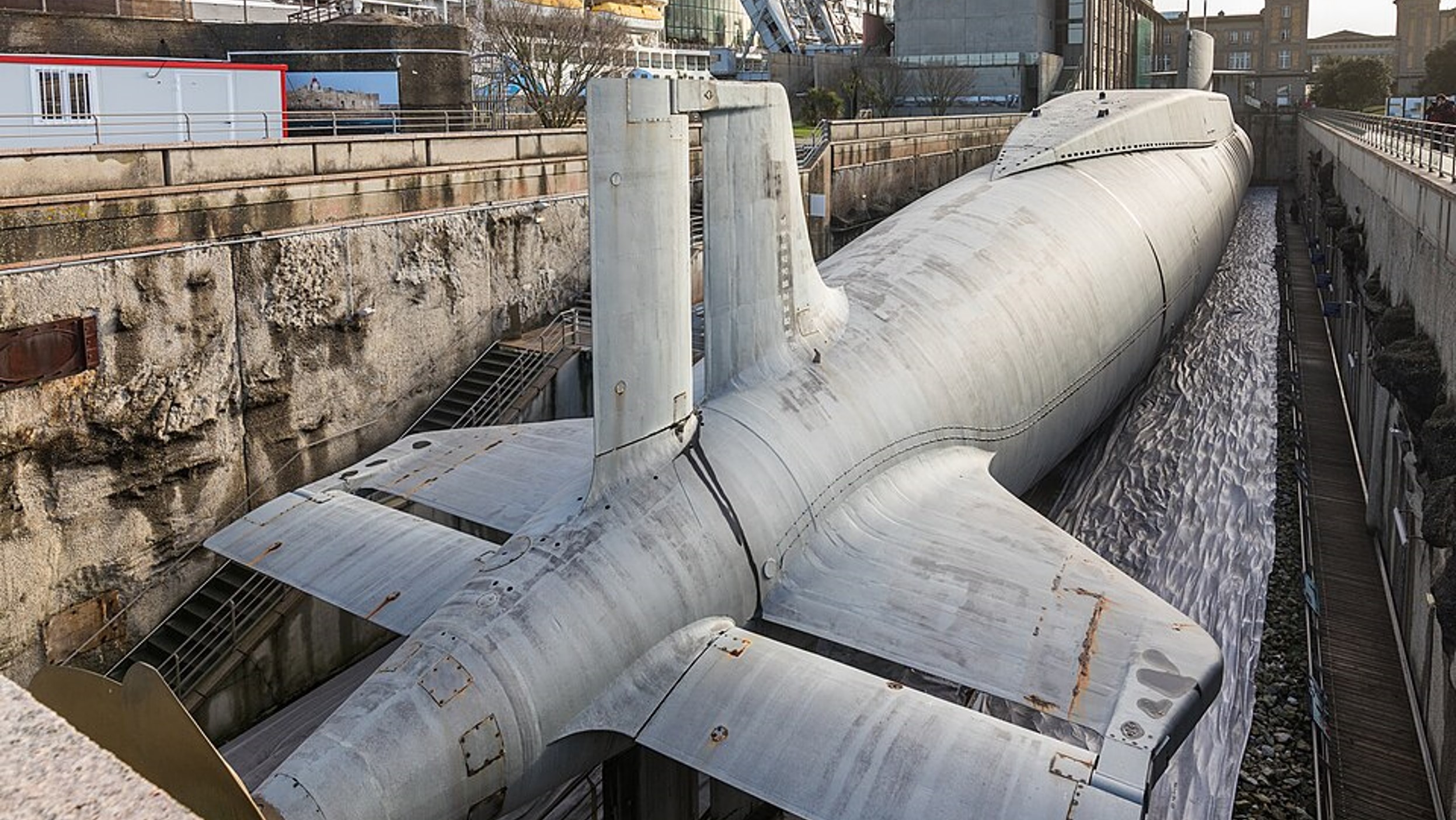 Sous-marins nucléaires : des producteurs de déchets « ordinaires » !